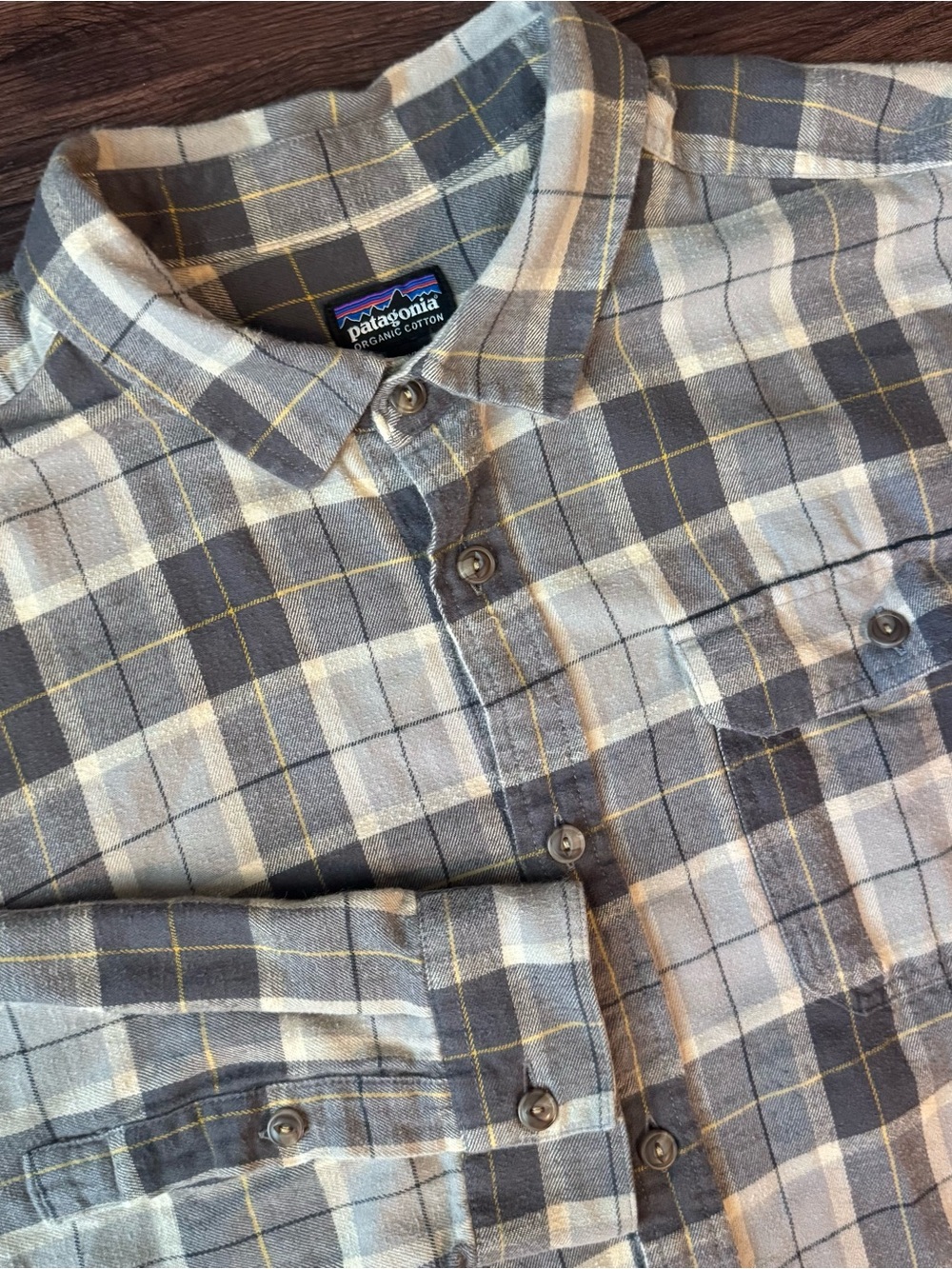 PATAGONIA Shirt Mens Size 2xl Lightweight Fjord Flannel Plaid Beige Grey Cotton